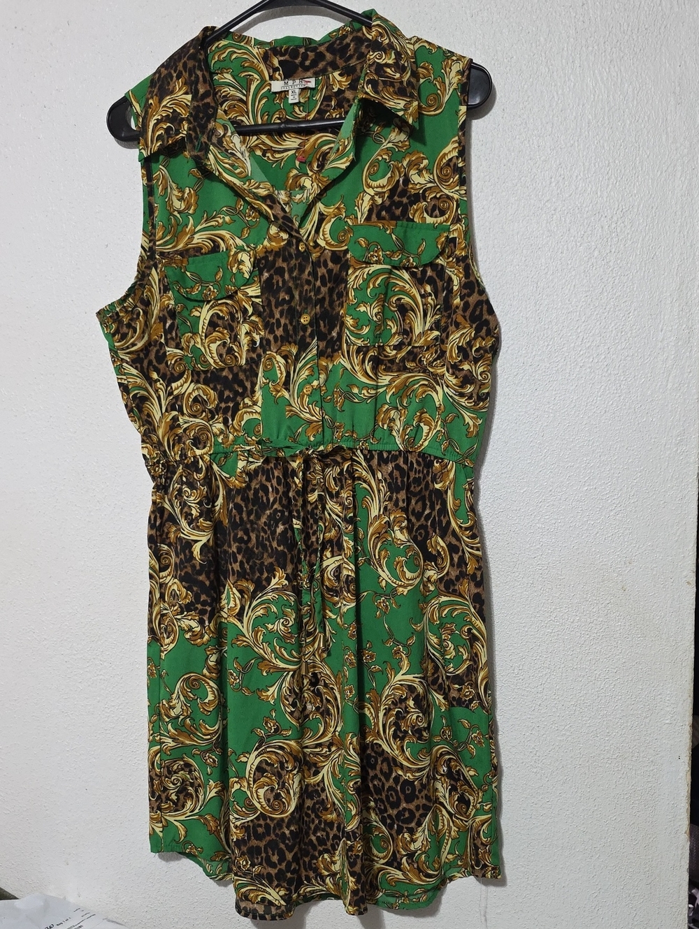 MPH Collection Sleeveless Green Baroque Print Tie-Waist Mini Dress